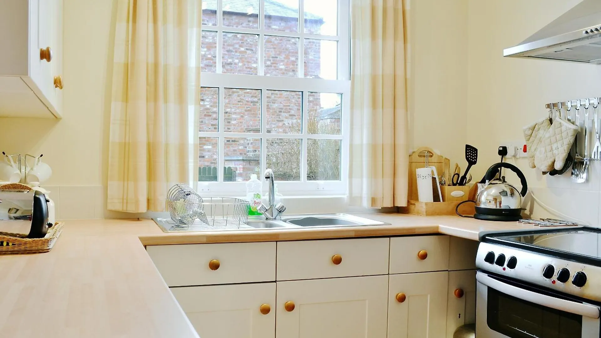 بيت للعطل Lilac Tree Cottage Dunnington